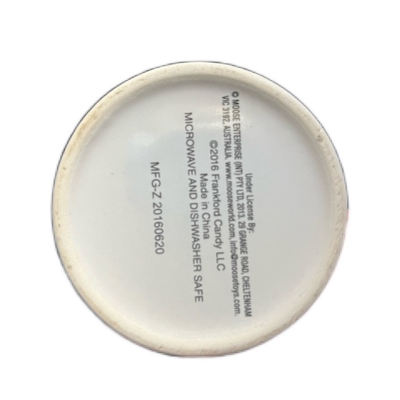 Set of two perfect condition shopkins mugs - Picture 5 of 6